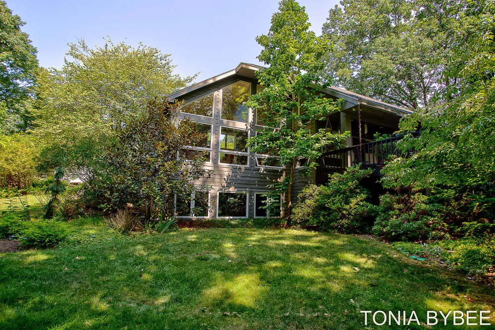 2302 Timberlee Drive Park Township, MI 49424