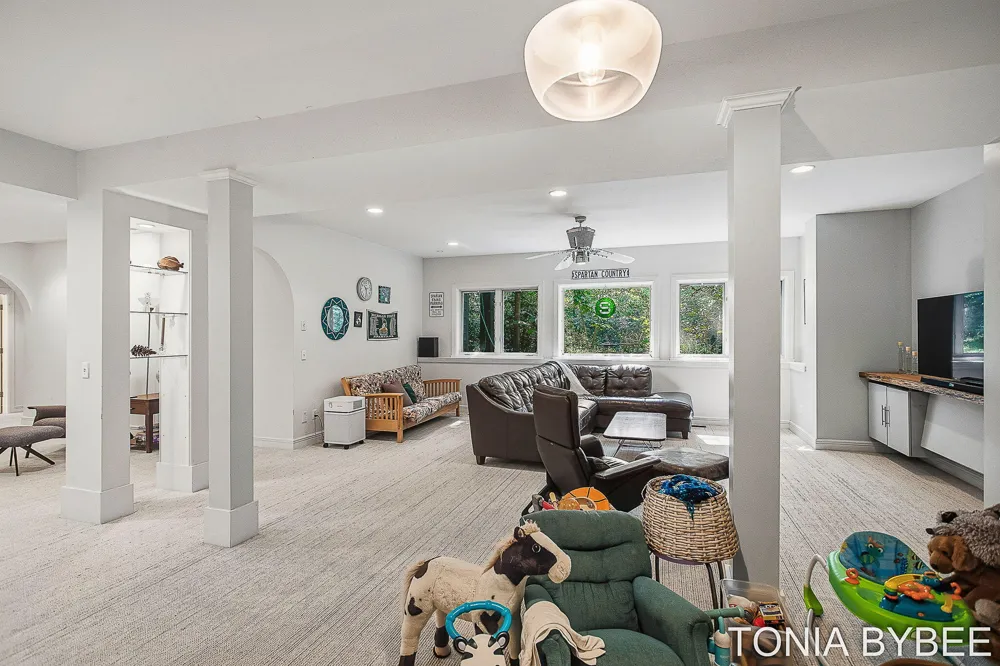 2302 Timberlee Drive Park Township, MI 49424