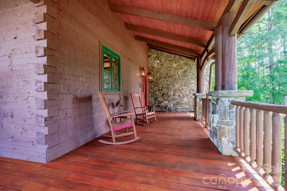 197 Smooth Rock Point Ridgeway, SC 29130