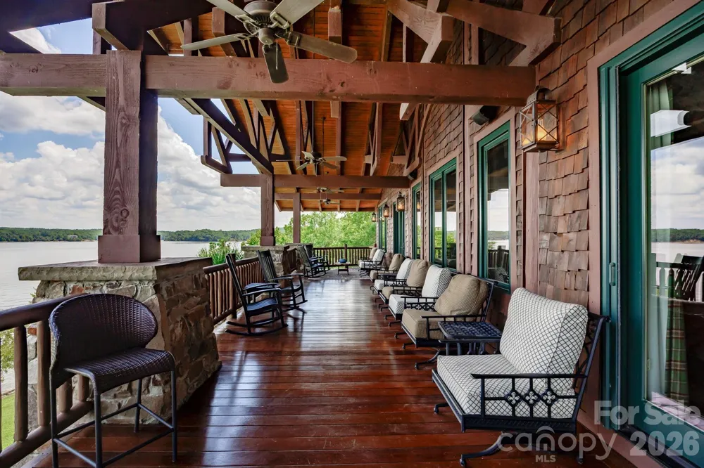 197 Smooth Rock Point Ridgeway, SC 29130