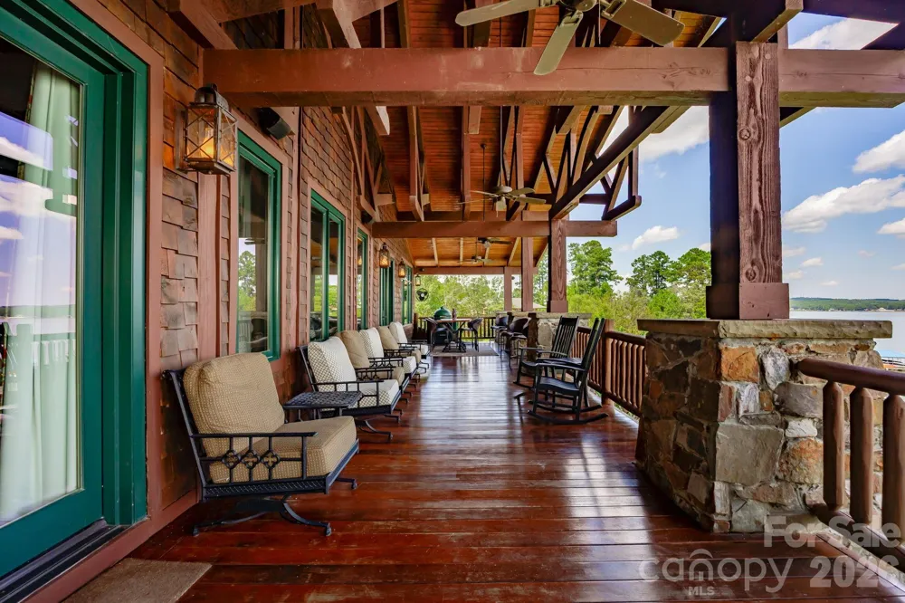 197 Smooth Rock Point Ridgeway, SC 29130