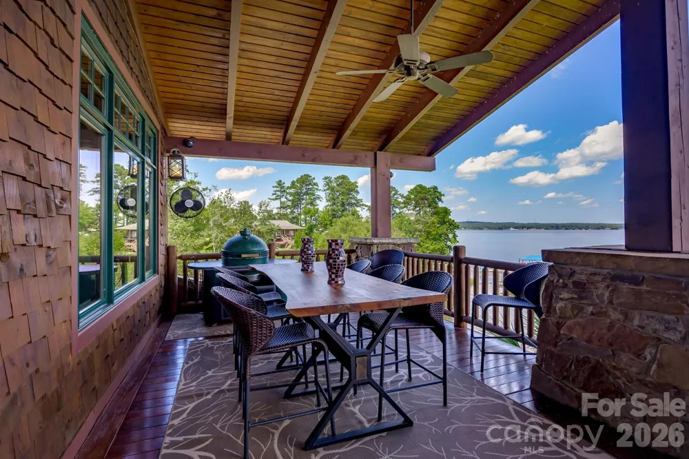 197 Smooth Rock Point Ridgeway, SC 29130