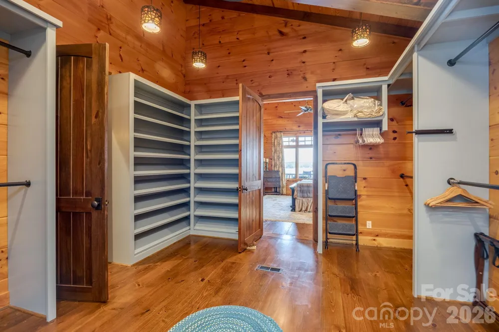 197 Smooth Rock Point Ridgeway, SC 29130
