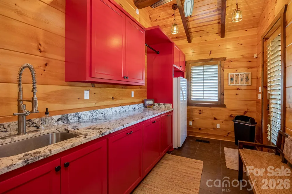 197 Smooth Rock Point Ridgeway, SC 29130