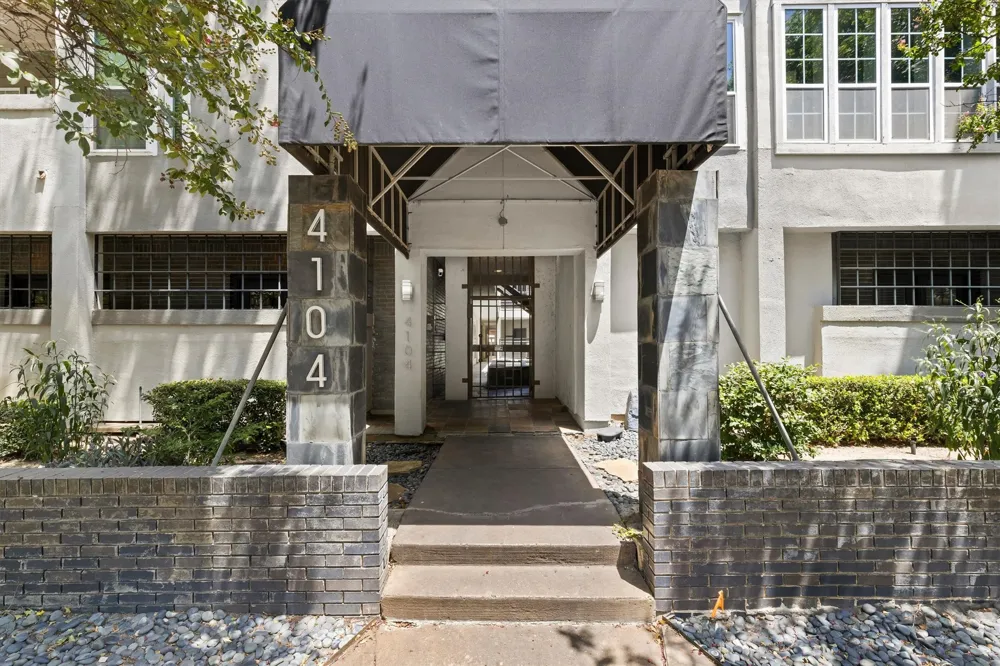4104 Hall Street #334 Dallas, TX 75219