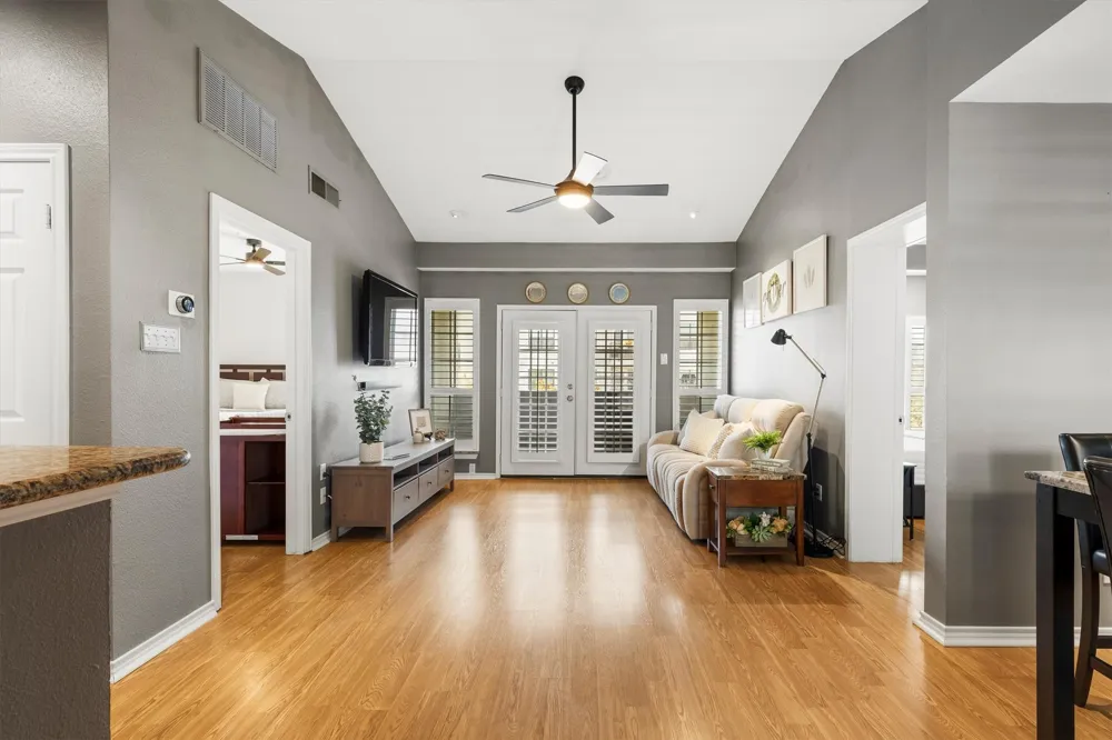 4104 Hall Street #334 Dallas, TX 75219