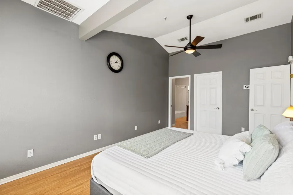 4104 Hall Street #334 Dallas, TX 75219