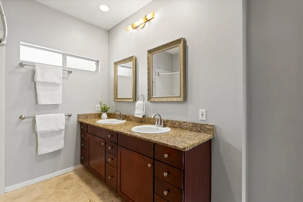 4104 Hall Street #334 Dallas, TX 75219
