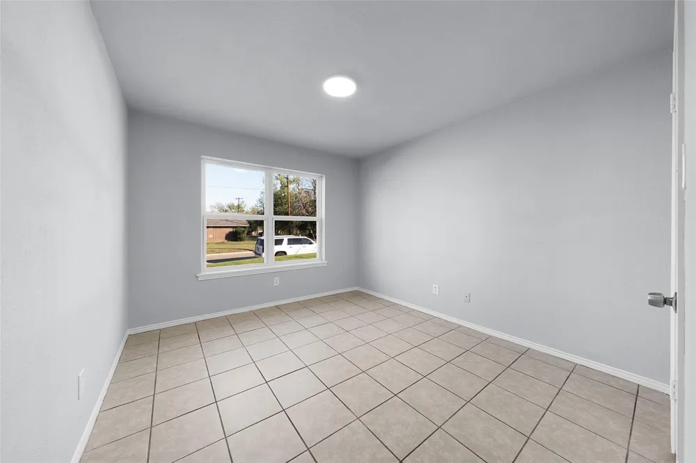 253 Locust Street S #2N Sulphur Springs, TX 75482