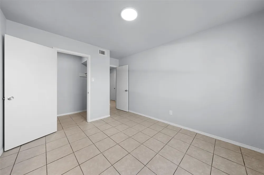 253 Locust Street S #2N Sulphur Springs, TX 75482