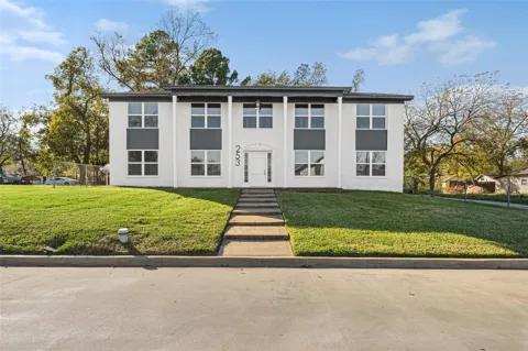 253 Locust Street S #2N