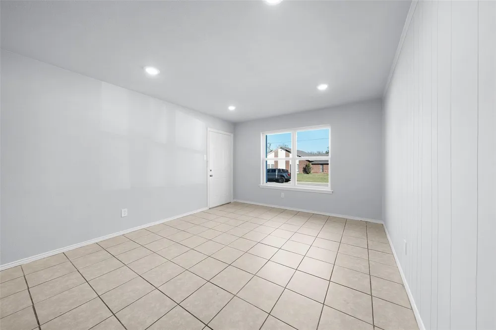 253 Locust Street S #2N Sulphur Springs, TX 75482