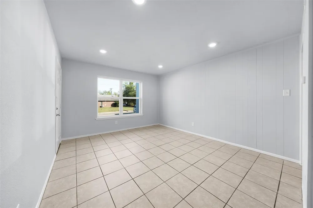 253 Locust Street S #2N Sulphur Springs, TX 75482