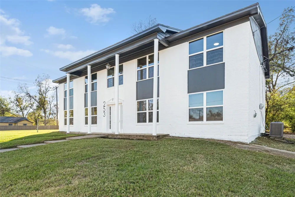 253 Locust Street S #2N Sulphur Springs, TX 75482
