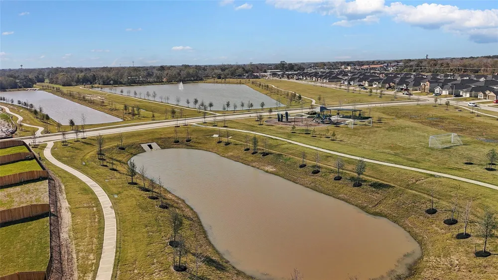 1017 Paddlefish Lane Alvin, TX 77511