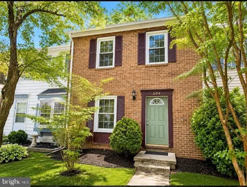 204 MICHELE CIRCLE