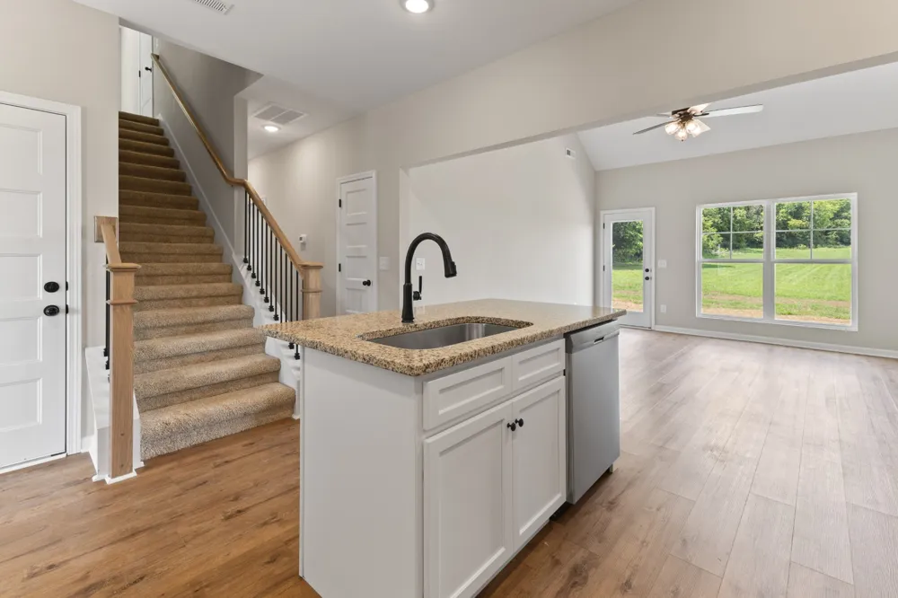 2134 Powell Ln Lewisburg, TN 37091