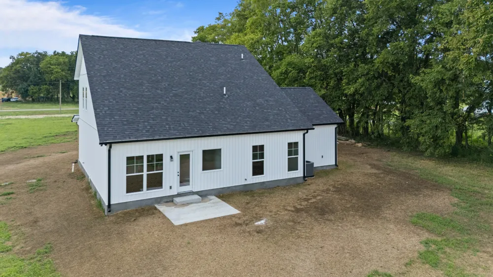 2134 Powell Ln Lewisburg, TN 37091