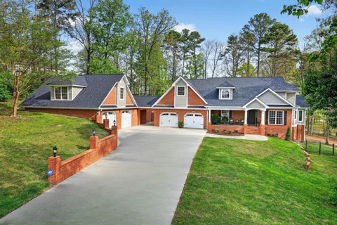 88 Herron Lane