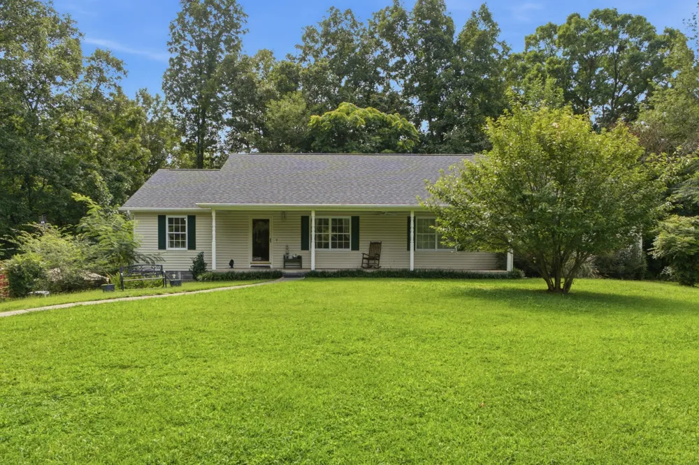 644 New Summit Hill Road Ringgold, GA 30736