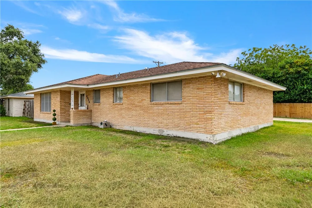 4326 Driftwood Place Corpus Christi, TX 78411
