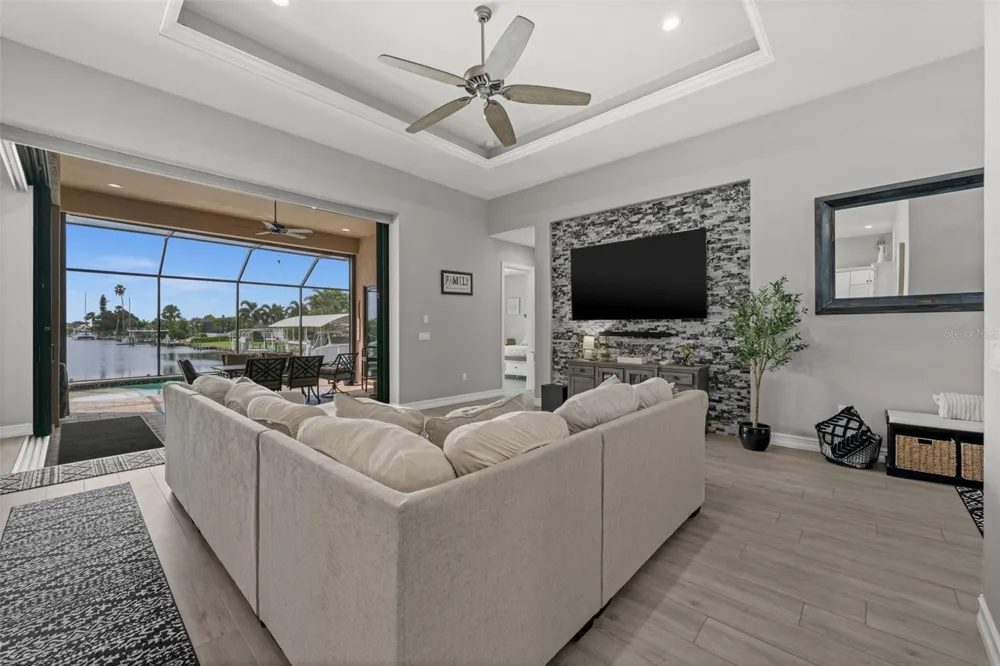 4286 HARBOR BOULEVARD Port Charlotte, FL 33952