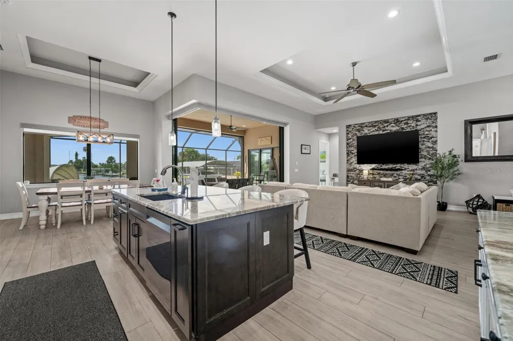 4286 HARBOR BOULEVARD Port Charlotte, FL 33952