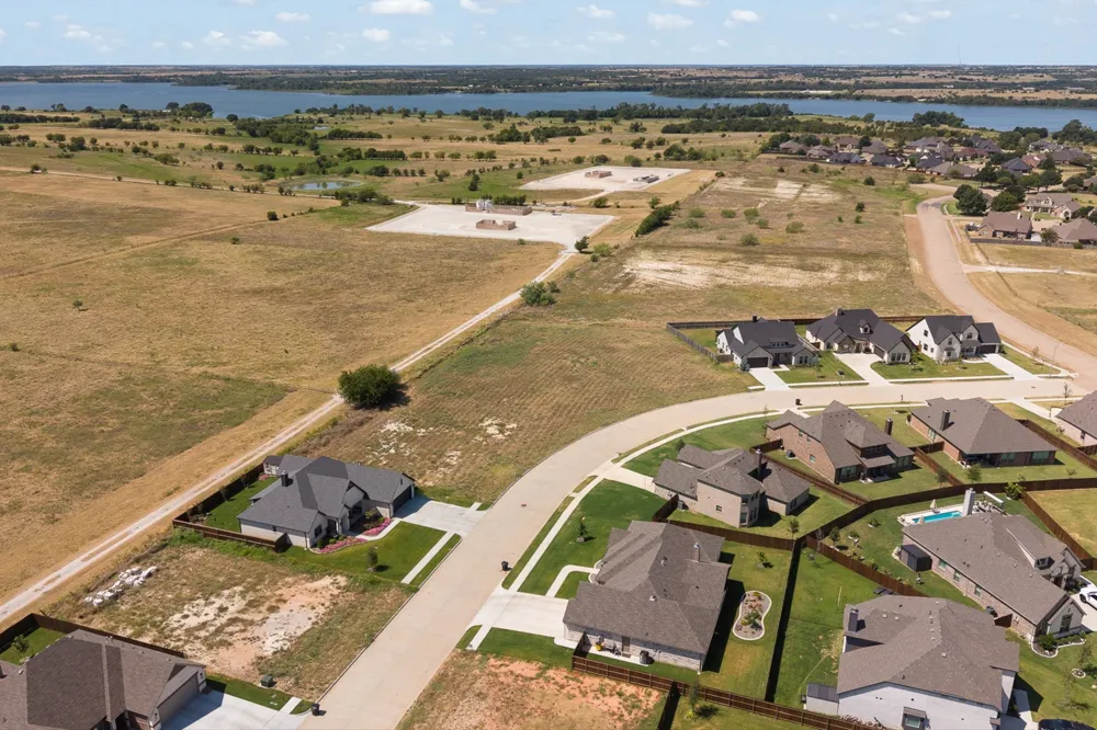 1823 Sudbury Drive Cleburne, TX 76033
