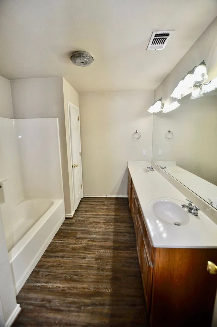 1838 Laura Street Weatherford, TX 76086