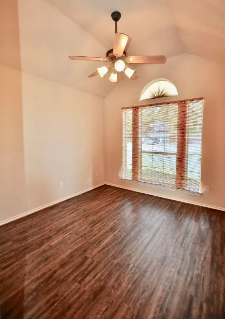 1838 Laura Street Weatherford, TX 76086