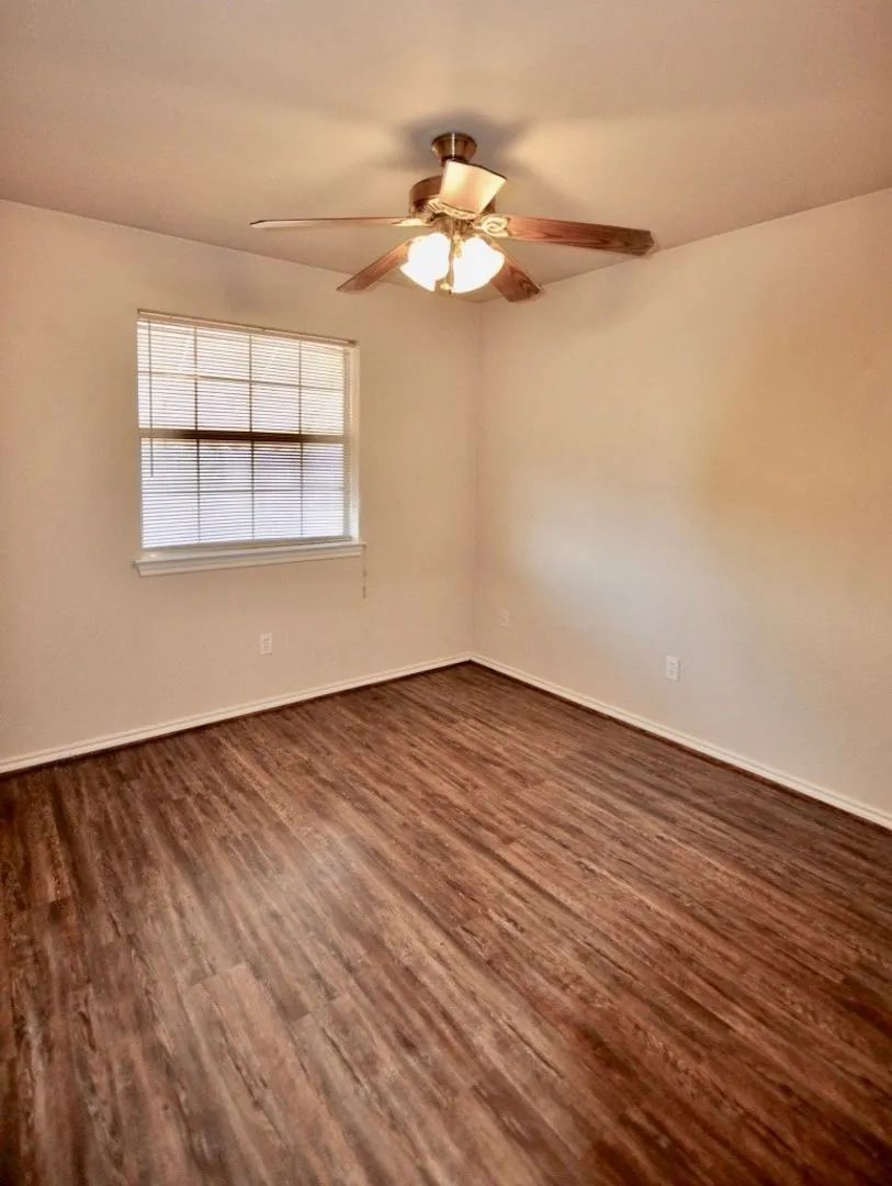 1838 Laura Street Weatherford, TX 76086
