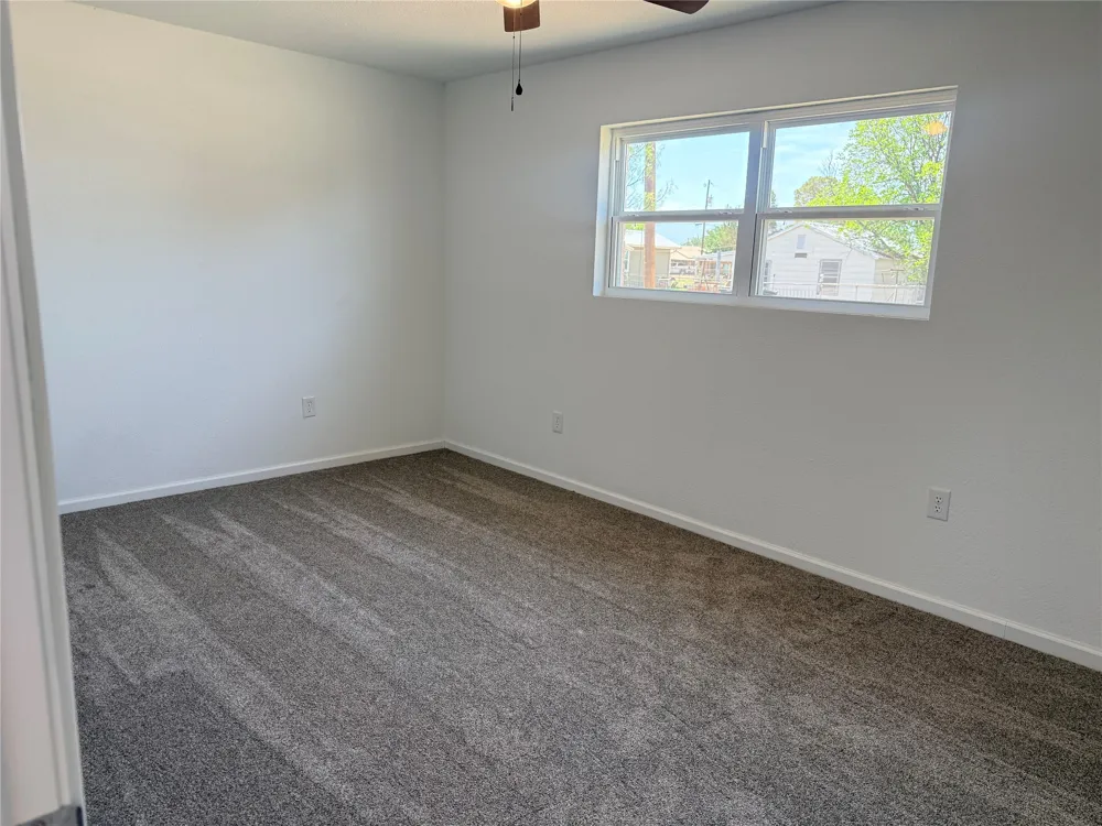 424 W Santa Fe Avenue Aspermont, TX 79502
