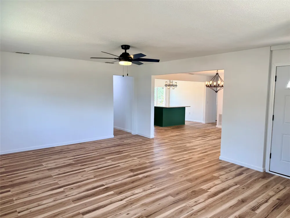 424 W Santa Fe Avenue Aspermont, TX 79502
