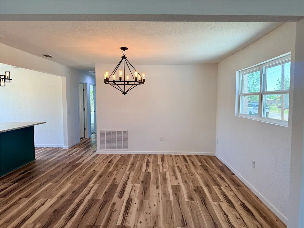 424 W Santa Fe Avenue Aspermont, TX 79502