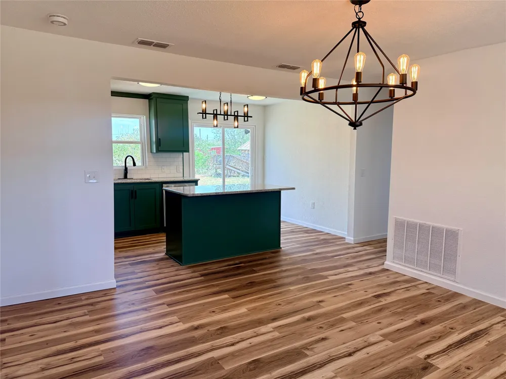 424 W Santa Fe Avenue Aspermont, TX 79502