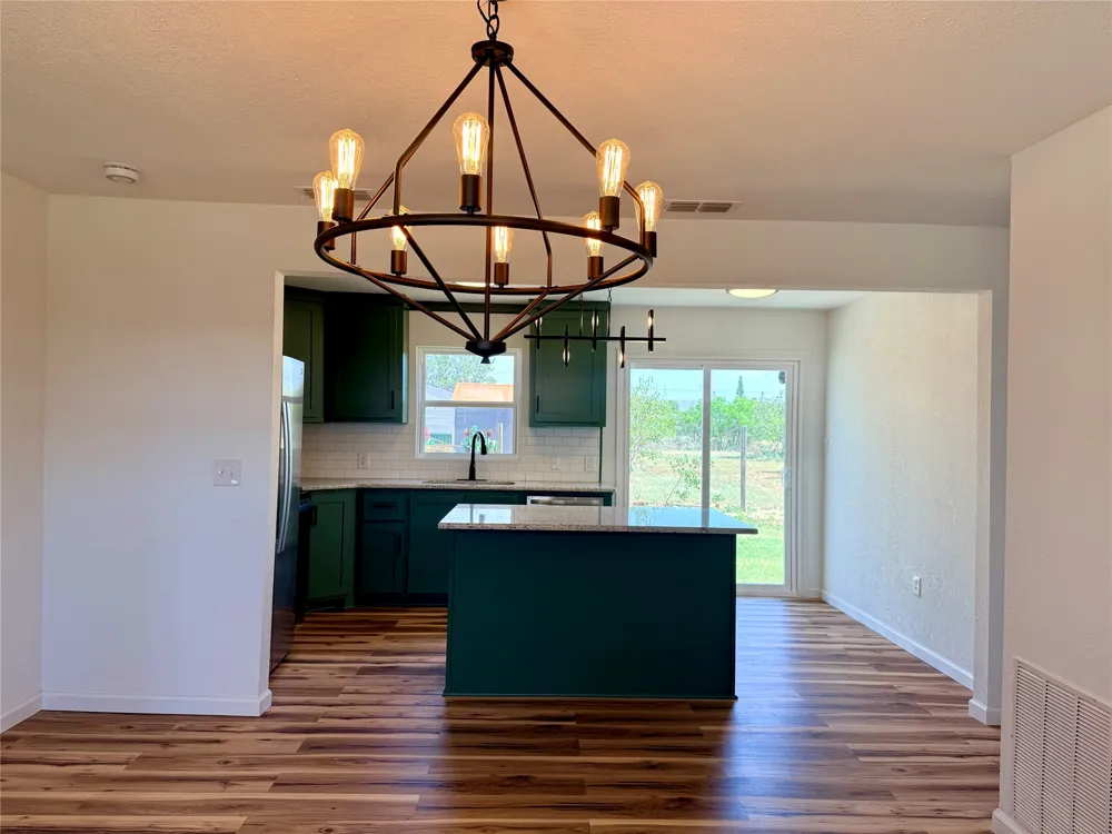 424 W Santa Fe Avenue Aspermont, TX 79502