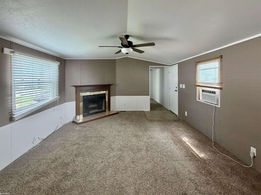 52203 Nantucket Lane Chesterfield Township, MI 47051