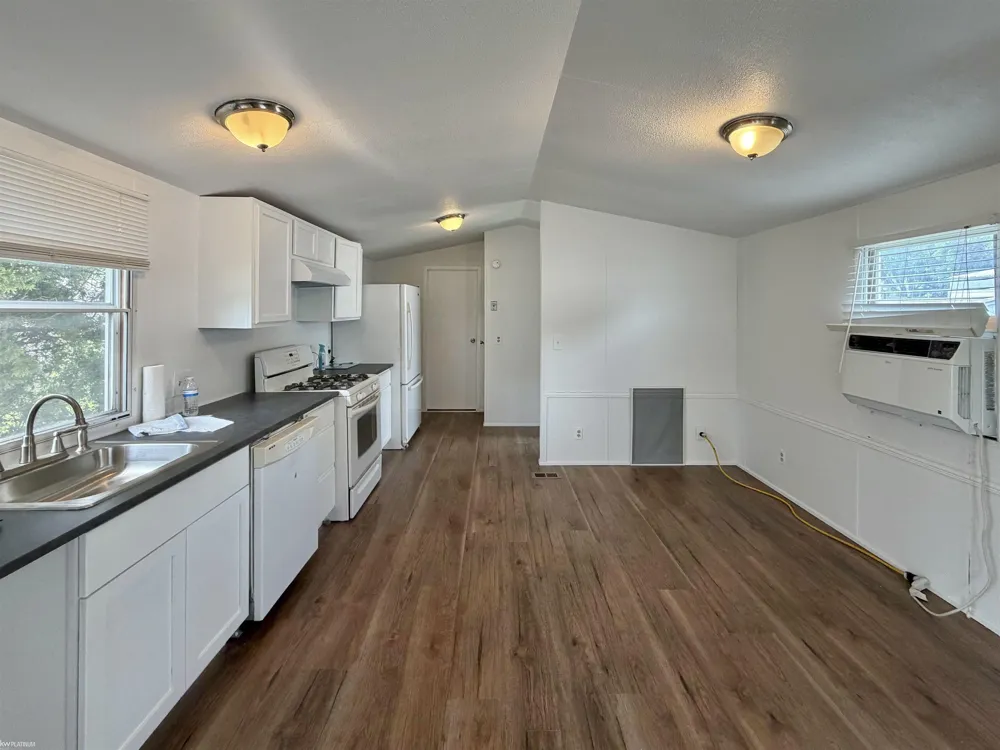 52203 Nantucket Lane Chesterfield Township, MI 47051