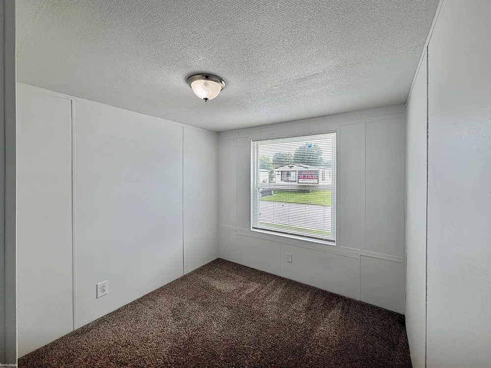 52203 Nantucket Lane Chesterfield Township, MI 47051