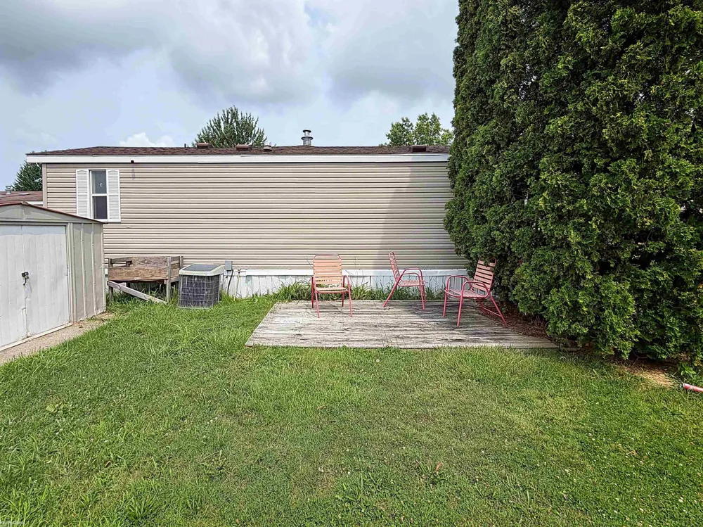 52203 Nantucket Lane Chesterfield Township, MI 47051