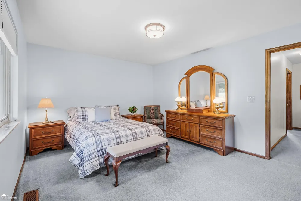 5034 E Cook Road Grand Blanc Charter Township, MI 48439