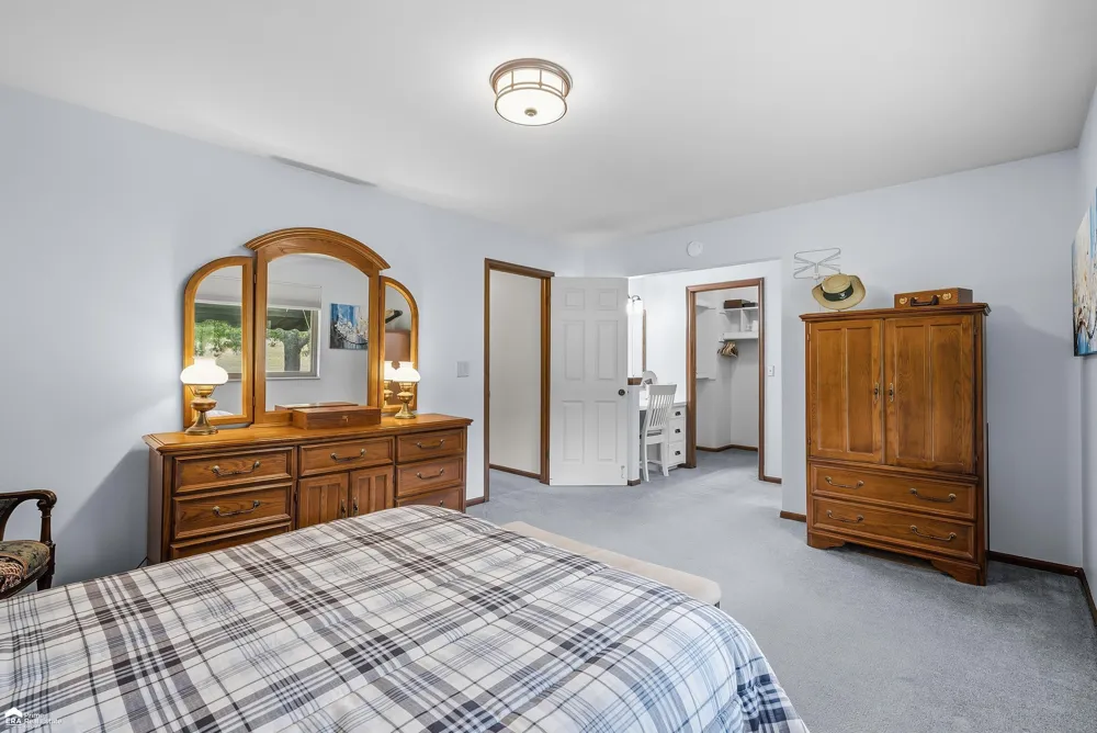 5034 E Cook Road Grand Blanc Charter Township, MI 48439