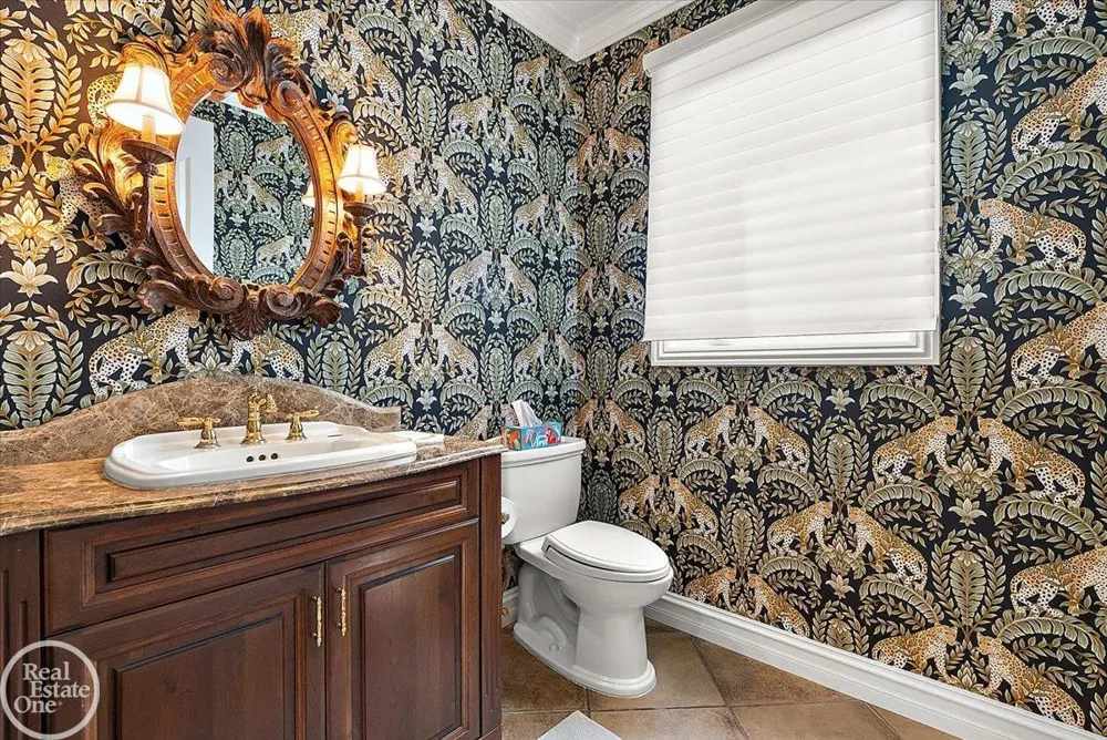 57177 Covington Drive Washington Township, MI 48094
