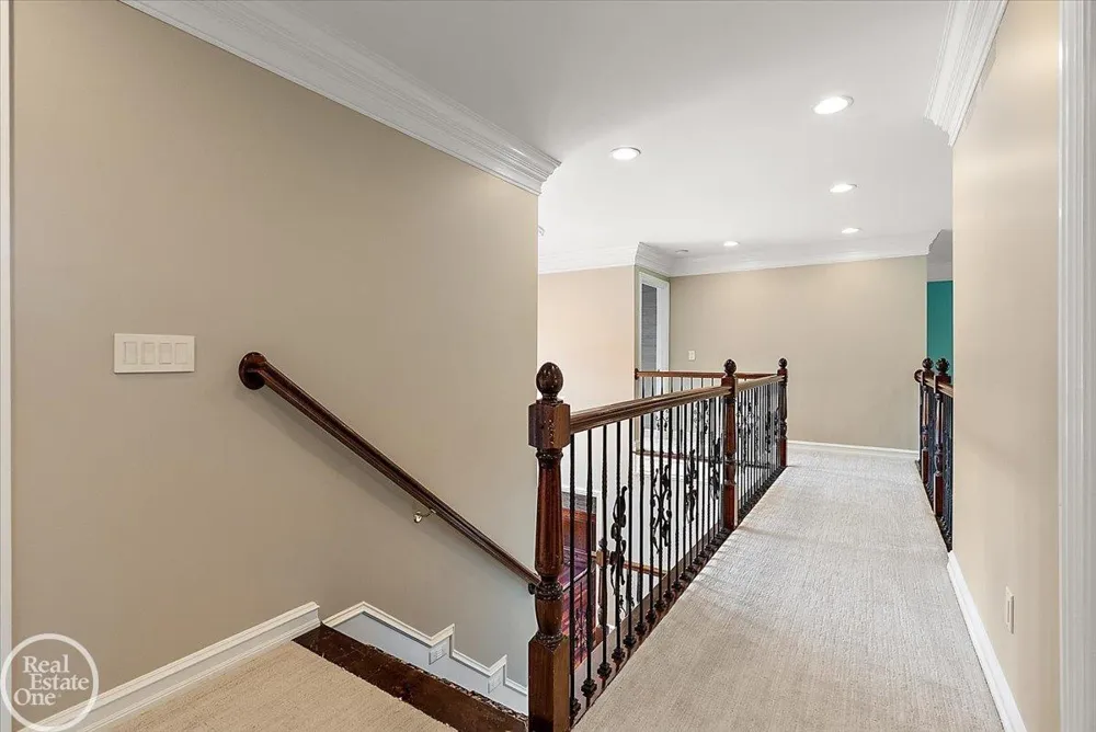 57177 Covington Drive Washington Township, MI 48094