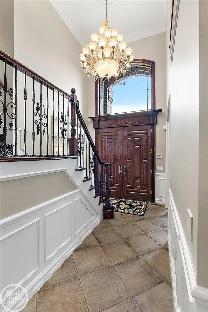 57177 Covington Drive Washington Township, MI 48094