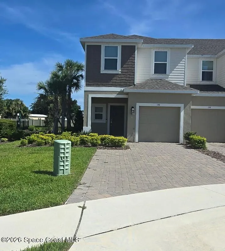 136 River Front Way Edgewater, FL 32141