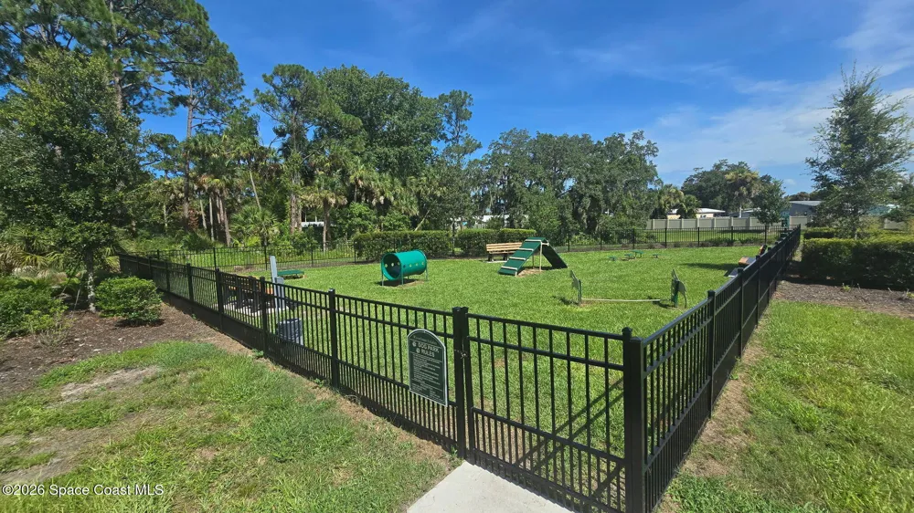 136 River Front Way Edgewater, FL 32141