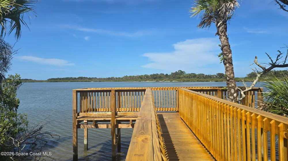 136 River Front Way Edgewater, FL 32141