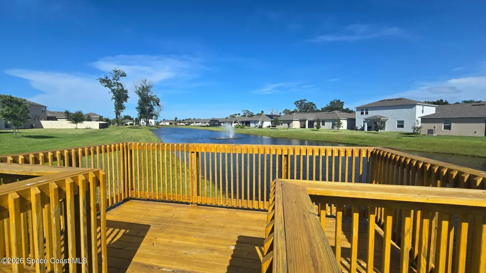 136 River Front Way Edgewater, FL 32141