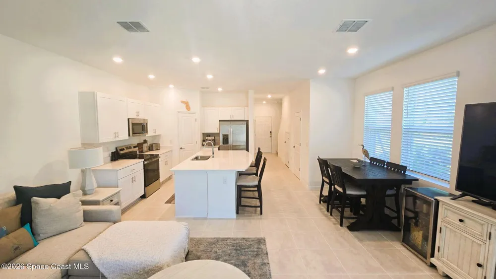 136 River Front Way Edgewater, FL 32141